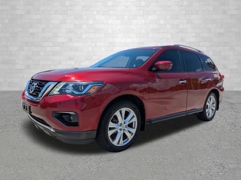 Used 2019 Nissan Pathfinder SL w/ SL Premium Package AWD/4WD image 5