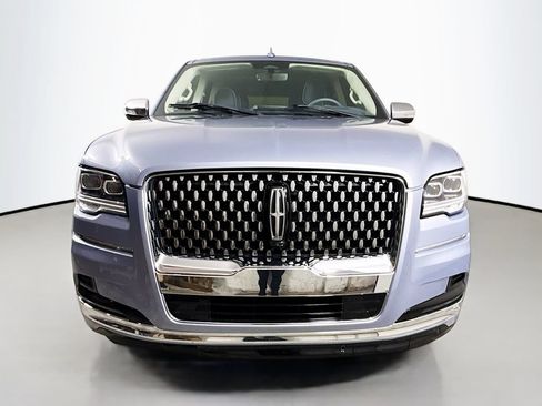 Used 2023 Lincoln Navigator L Black Label AWD/4WD image 2