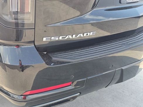 New 2026 Cadillac Escalade Sport w/ Touring Package AWD/4WD image 11