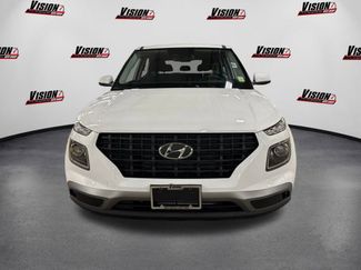 New 2026 Hyundai Venue SE video 2