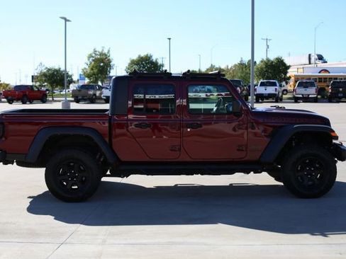 Used 2022 Jeep Gladiator Mojave w/ Trailer Tow Package image 6