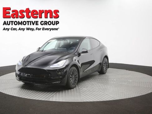 Used 2022 Tesla Model Y Long Range AWD/4WD image 49