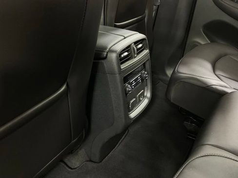 Used 2020 Buick Envision Essence FWD image 15