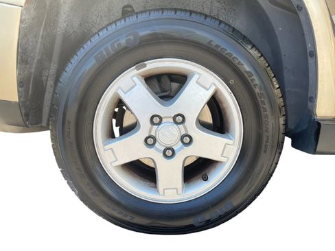 Used 2007 Suzuki XL7 Sport Utility 4D image 19