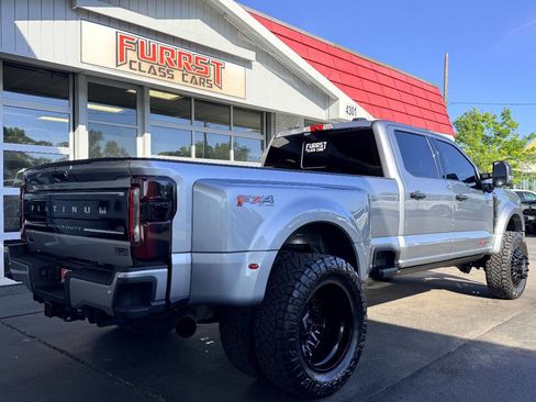 Used 2024 Ford F450 Platinum w/ FX4 Off-Road Package image 8