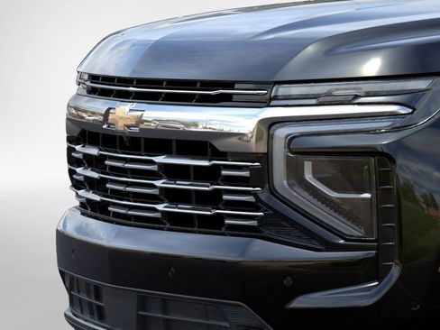 New 2026 Chevrolet Suburban Premier AWD/4WD image 13