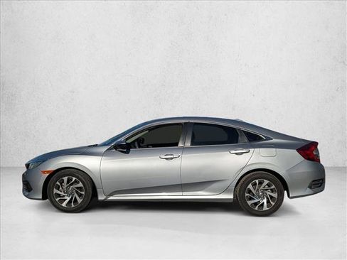 Used 2018 Honda Civic EX image 8