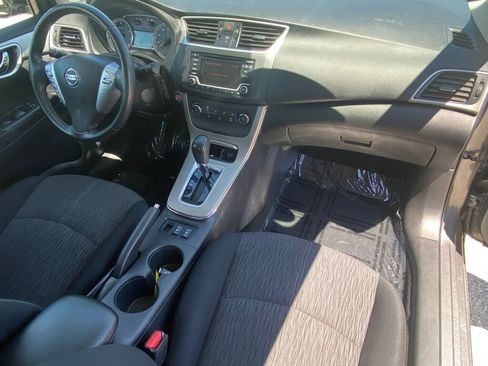 Used 2015 Nissan Sentra SV w/ Cold Weather Package FWD image 5