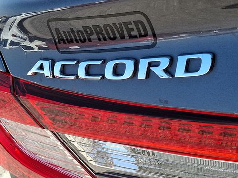 Used 2020 Honda Accord Touring image 30