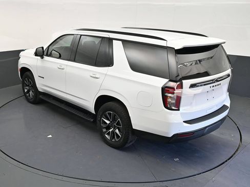 Used 2023 Chevrolet Tahoe Z71 w/ Luxury Package AWD/4WD image 14