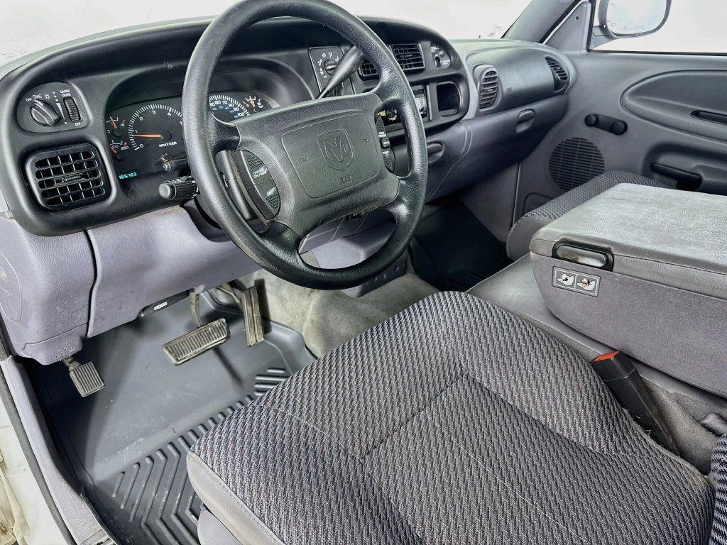 Used 2001 Dodge Ram 1500 Truck 2WD Quad Cab image 9