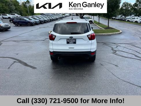 Used 2019 Ford Escape SE FWD image 12