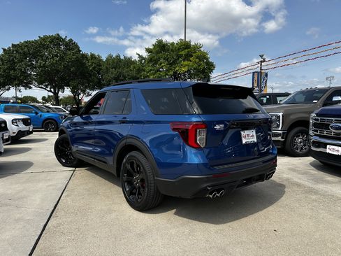Used 2022 Ford Explorer ST w/ Equipment Group 401A AWD/4WD image 23