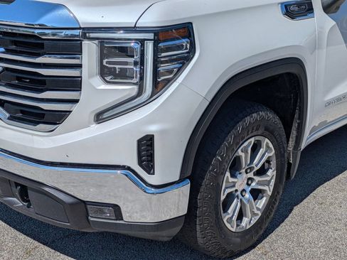 Used 2024 GMC Sierra 1500 SLT w/ SLT Premium Package AWD/4WD image 9