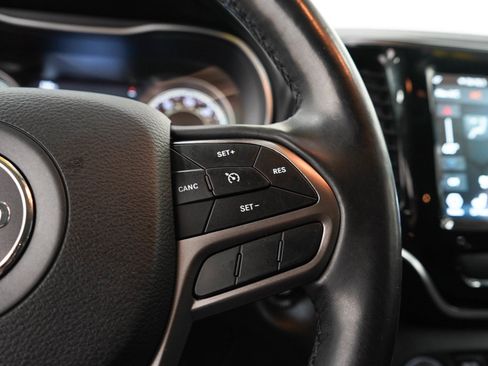 Used 2019 Jeep Cherokee Limited AWD/4WD image 28