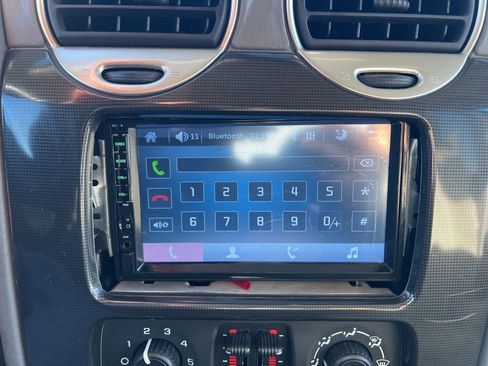 Used 2005 GMC Envoy SLE image 17