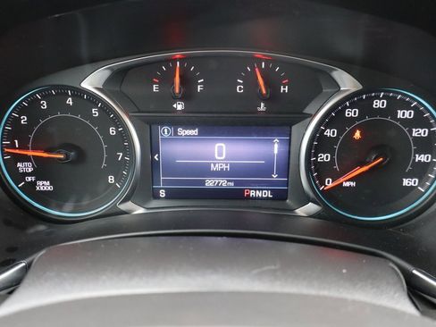 Used 2023 Chevrolet Equinox LT image 33