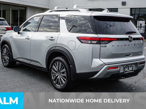 Used 2025 Nissan Pathfinder SL w/ SL Premium Package image 5