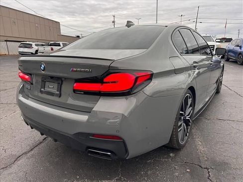 Used 2021 BMW M550i xDrive w/ Premium Package image 11