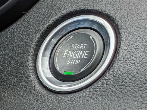 Used 2022 Cadillac XT4 Sport w/ Comfort Package FWD image 30