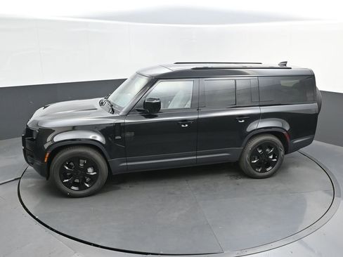 New 2026 Land Rover Defender 130 S AWD/4WD image 30
