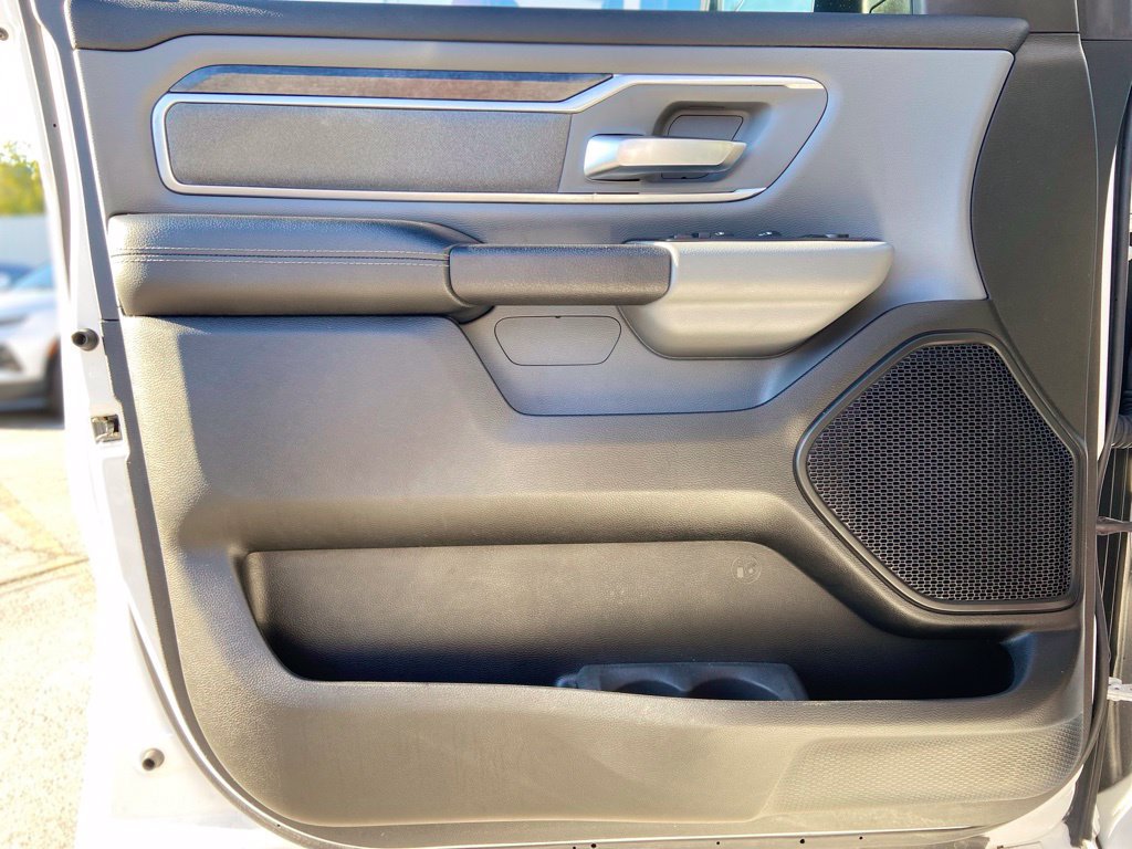 Used 2020 RAM 1500 Big Horn RWD image 15