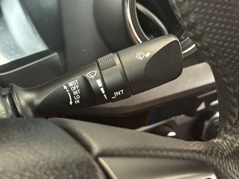 Used 2021 Toyota Tacoma TRD Off-Road AWD/4WD image 36
