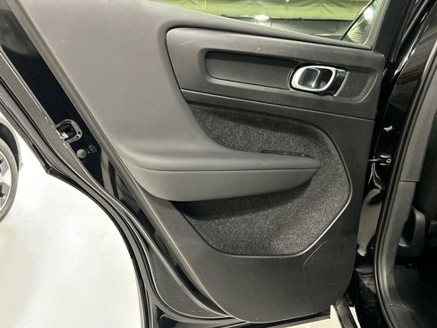 Certified 2023 Volvo C40 P8 Recharge Plus w/ Climate Package AWD/4WD image 21