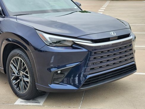 Used 2025 Lexus TX 350 AWD w/ Technology Package image 10