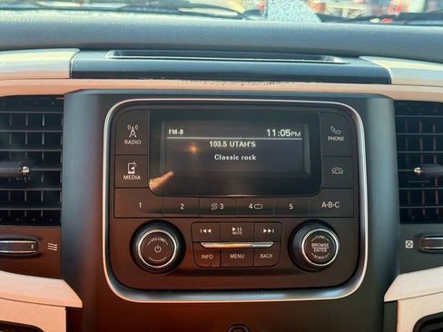 Used 2019 RAM 1500 Tradesman w/ Chrome Appearance Group image 16