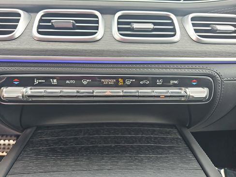 Used 2024 Mercedes-Benz GLE 63 AMG S image 21