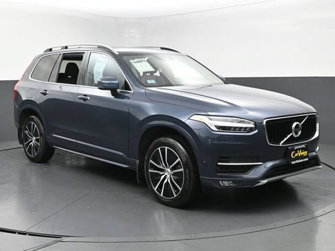 Used 2018 Volvo XC90 T6 Momentum w/ Convenience Package AWD/4WD image 3