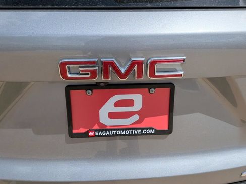 New 2026 GMC Terrain AT4 w/ Technology Package II AWD/4WD image 45