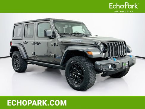 Used 2023 Jeep Wrangler Unlimited AWD/4WD image 1
