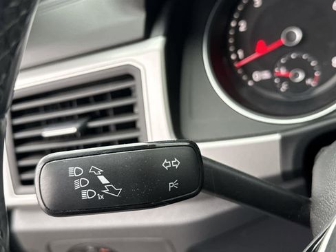 Used 2018 Volkswagen Atlas SE image 22