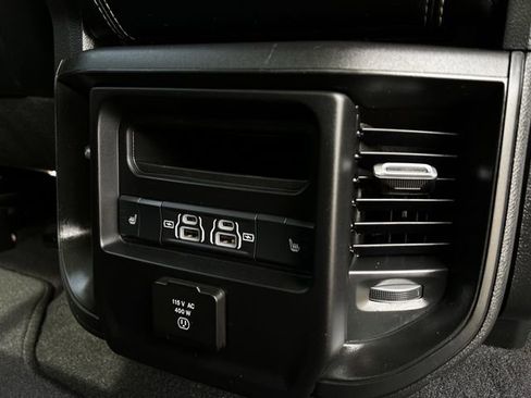 Used 2025 RAM 1500 Laramie image 34