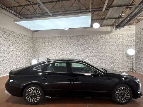 New 2026 Hyundai Sonata SEL FWD image 8