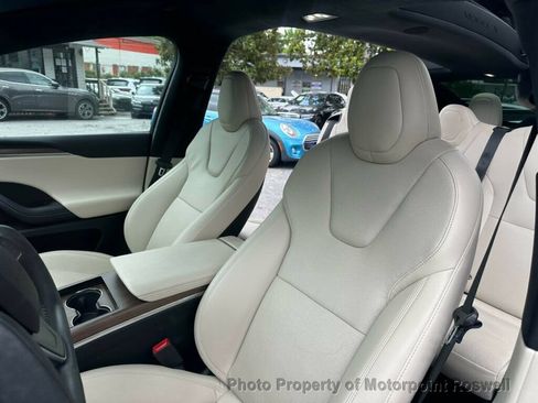 Used 2023 Tesla Model X AWD/4WD image 10