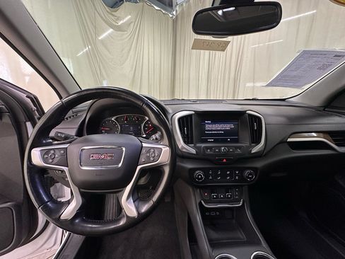 Used 2020 GMC Terrain SLE w/ Elevation Edition FWD image 23