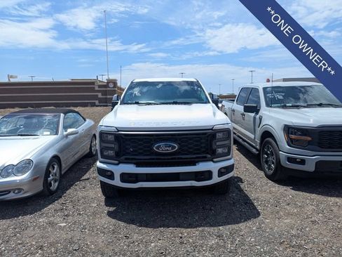Used 2023 Ford F250 Lariat w/ Sport Appearance Package AWD/4WD image 2