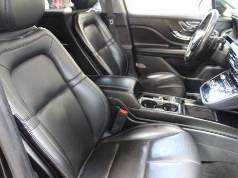 Used 2020 Lincoln Corsair AWD w/ Equipment Group 101A image 10