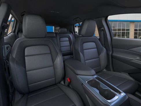 New 2026 Chevrolet Equinox EV LT image 16