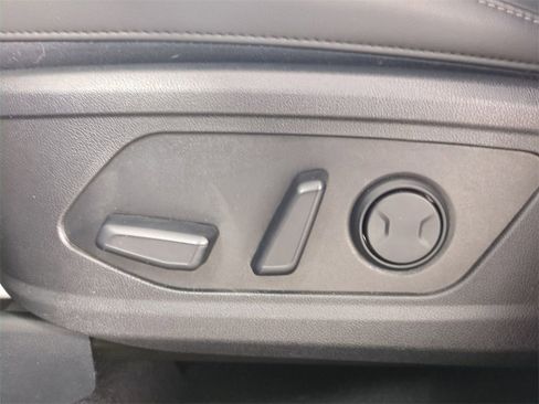 Used 2024 Kia Sorento SX image 23