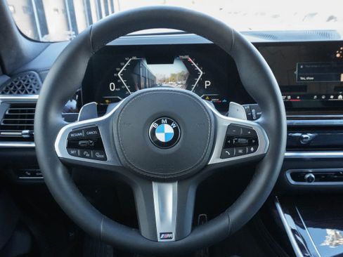 Certified 2026 BMW X7 xDrive40i image 16