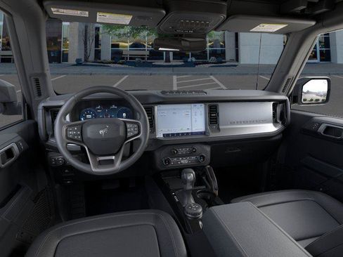 New 2026 Ford Bronco Badlands AWD/4WD image 9