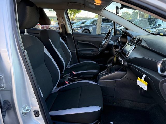 Used 2025 Nissan Versa S FWD image 30