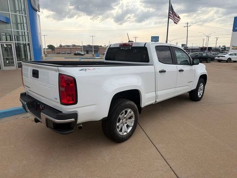 Used 2021 Chevrolet Colorado W/T w/ WT Convenience Package AWD/4WD image 11