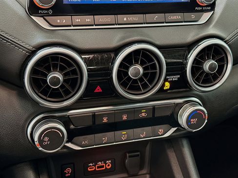 Used 2024 Nissan Sentra SV image 23