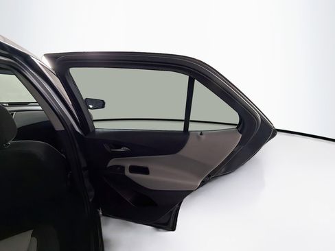 Used 2020 Chevrolet Equinox LS FWD image 29