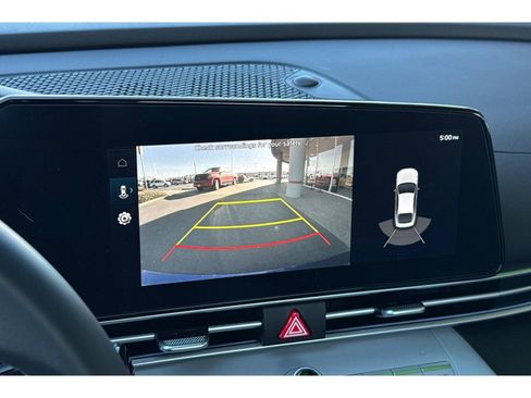 Used 2023 Hyundai Elantra Limited image 20